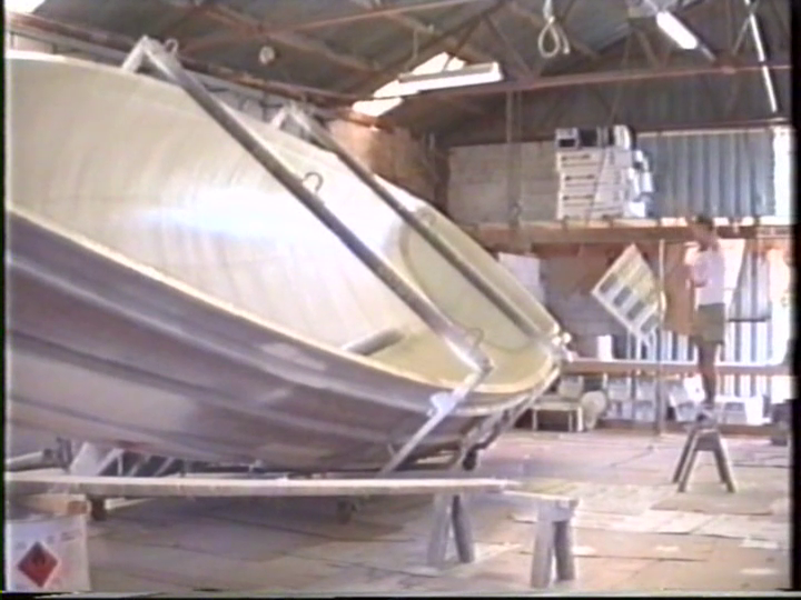 Building of Arends 33 Hull #49